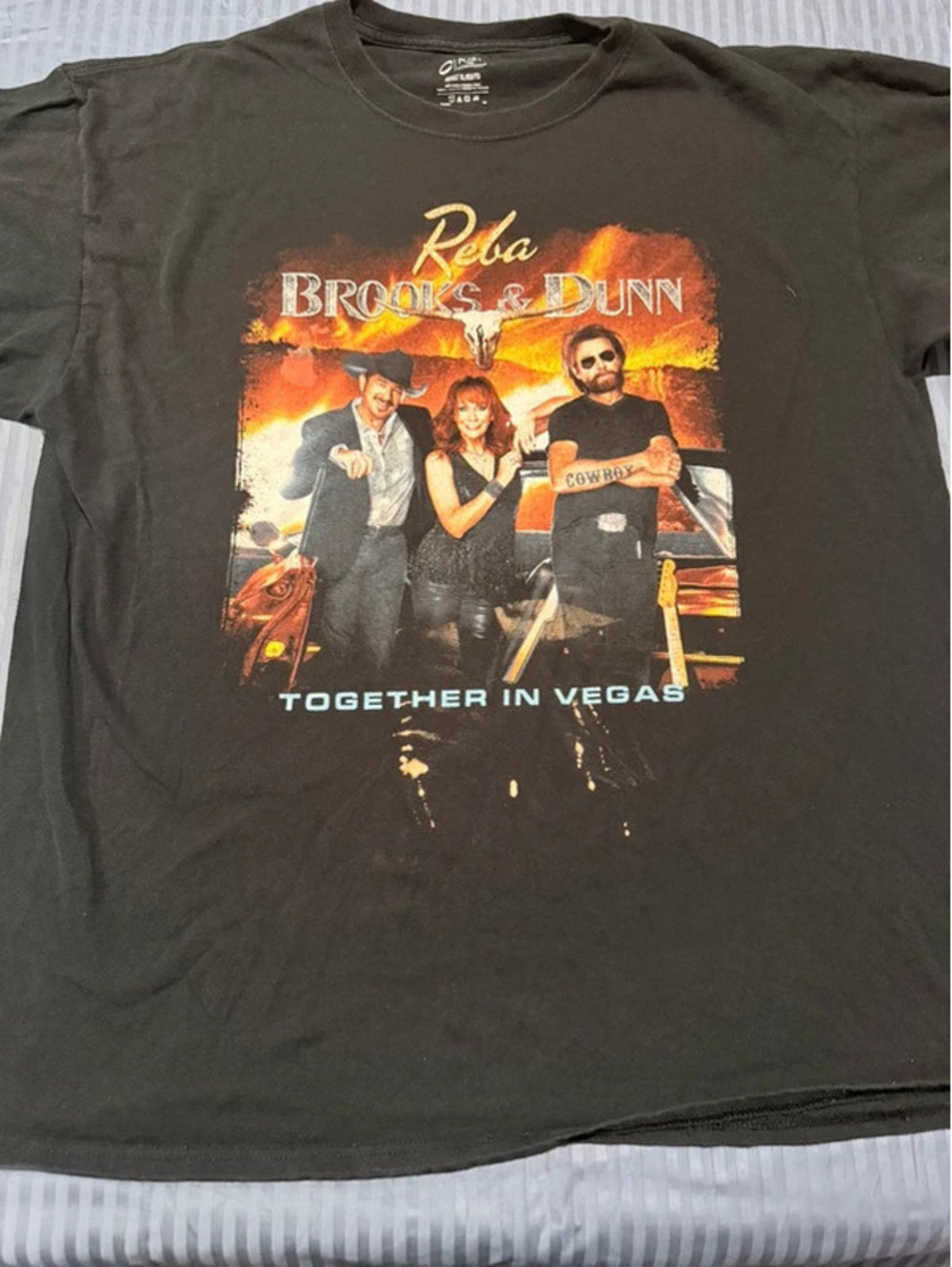 Reba Brooks & Dunn Together in Vegas T-Shirt Size XL 1508